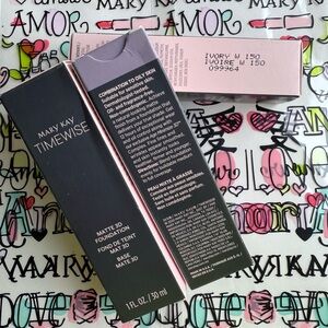 Mary Kay TimeWise Matte 3D Foundation - Ivory 150